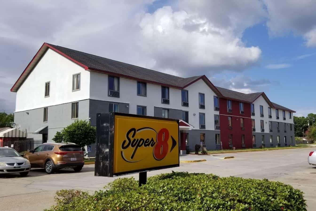 Super 8 By Wyndham Lafayette La Hotel Buitenkant foto